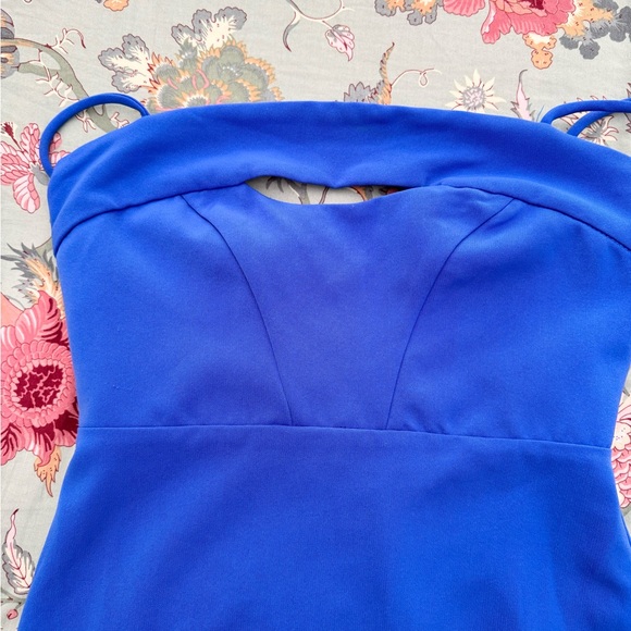 Dress size xs - Picture 2 of 4